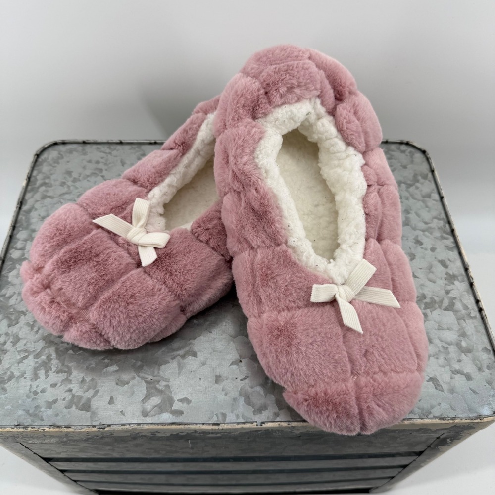 Brookstone Pink‎ Faux Fur Quilted Slippers Sherpa Lined Bow House Shoes Womens